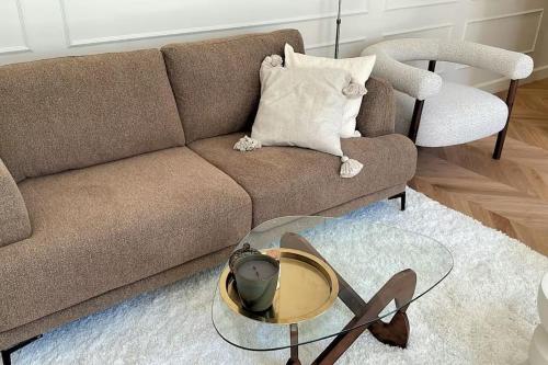 4P 1BR - Fully Renovated with AC - Champs-Elysées