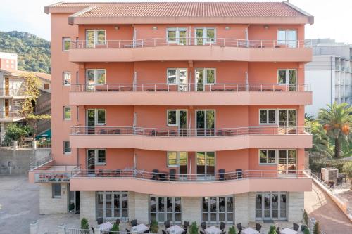 Fotografie z fotogalerie ubytování Hotel Stella di Mare v destinaci Budva