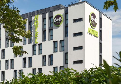 a rendering of the front of the hotel at B&B HOTEL Champigny-sur-Marne in Champigny-sur-Marne