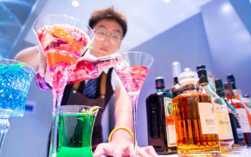 Bebidas en Four Seasons Yijing Hotel