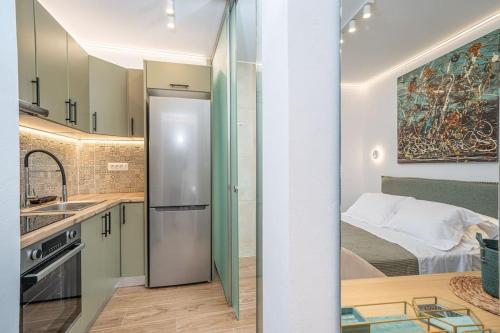 Kuchyň nebo kuchyňský kout v ubytování Tzortzatos Tiny Home