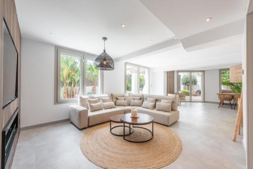 Casa Belle luxury beach side villa