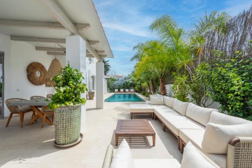 Casa Belle luxury beach side villa
