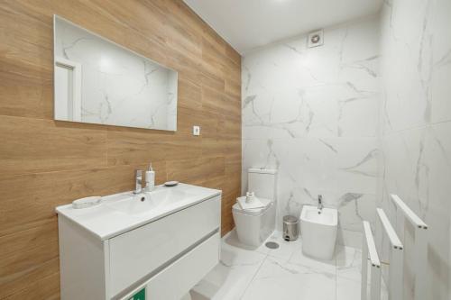 Coliseu Apartment by Hosty