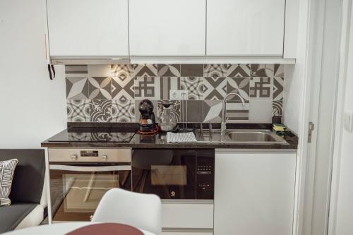Coliseu Apartment by Hosty