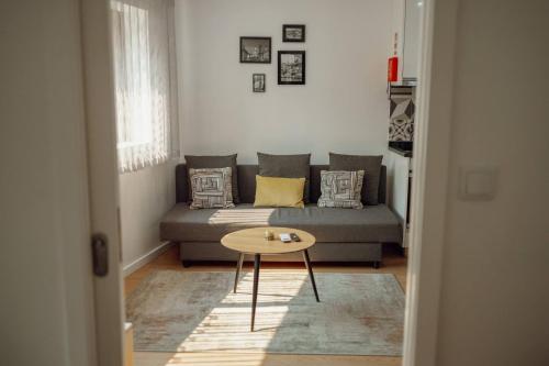 Coliseu Apartment by Hosty