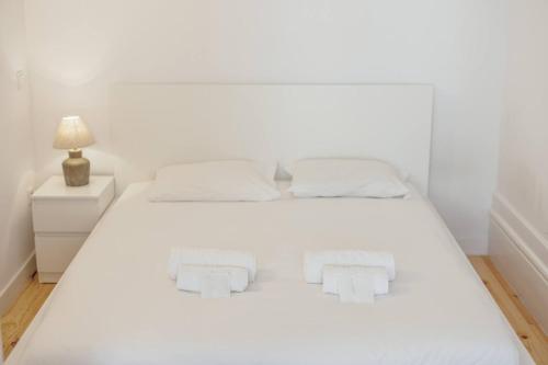 Cozy Almada by Hosty