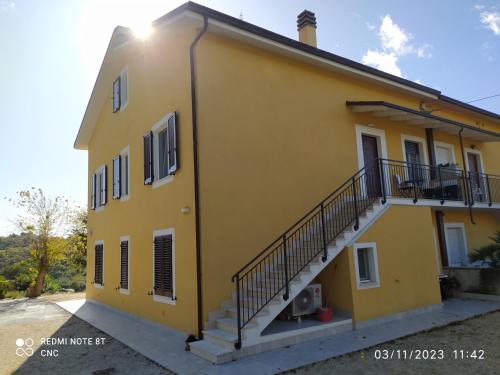 Foto Cortile nel Conero 1