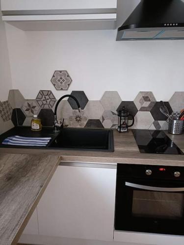 Agréable studio - Wi-Fi - cuisine complète