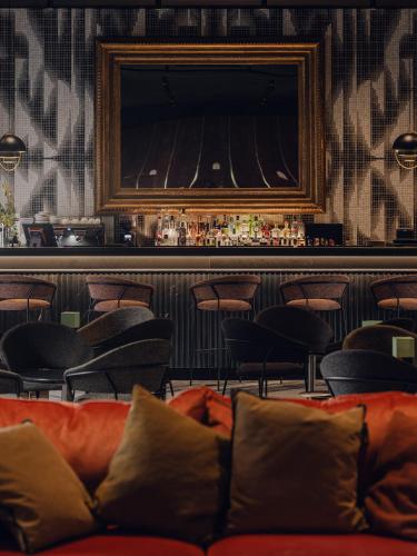 Χώρος καθιστικού στο Flaner Hotel, WorldHotels Crafted