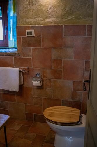 Bilik mandi di Arbalovija Rustic Villa