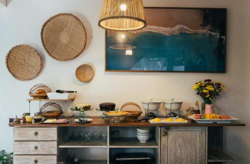 a buffet with food on top of a table at Jeri Pousada in Jericoacoara
