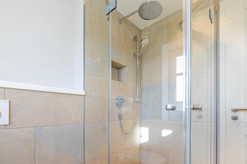 Ένα μπάνιο στο Marts Hus II - Ihr Sylter Ferientraum in Westerland