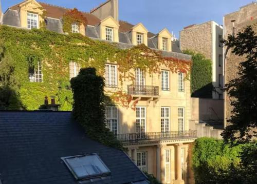 Marais2 Place des Vosges peaceful air-conditioned