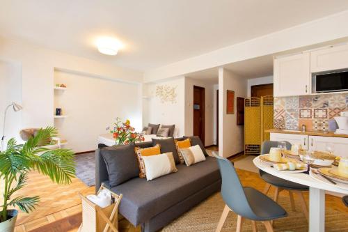 Aposentus - Downtown Bright Apartment