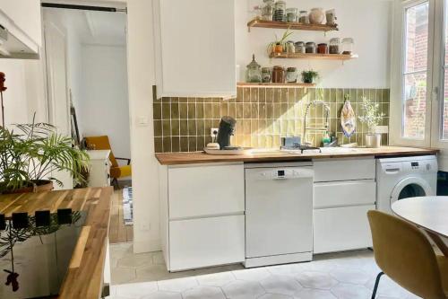 Photo de la galerie de l'établissement Apartment with Wifi near Paris, à Neuilly-sur-Seine