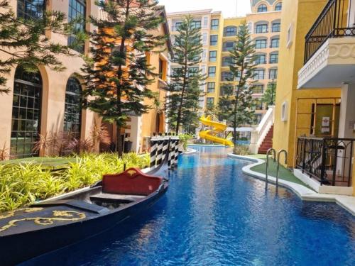 Bazén v ubytování Venetain Sigeture resort CK88 nebo v jeho okolí