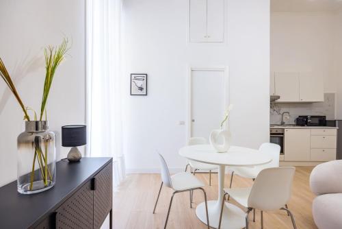 Blu Suite by NapoliApartments