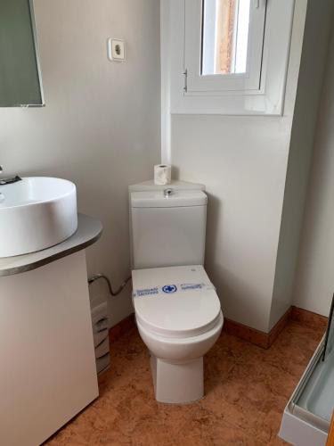 Bilik mandi di Primera linea en Miami Playa