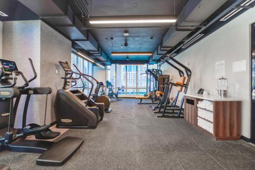 Exclusive Condo w Beautiful City Views and Full Amenities! photo 32