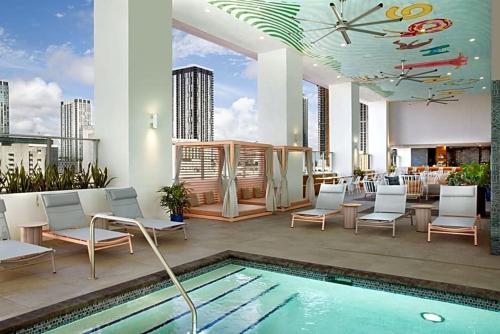 Exclusive Condo w Beautiful City Views and Full Amenities! photo 29