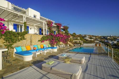 Villa Dream Views, steps away from Mykonos Town