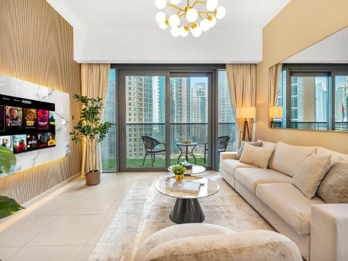Luxurious & Spacious 2BR l Burj & Fountain Views l Walk to Dubai Mall l Pool l Gym photo 2