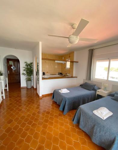 Postel nebo postele na pokoji v ubytování Zodiac Apartments