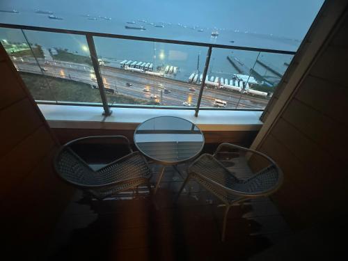 Zona de estar de Stylish Suite with Great View