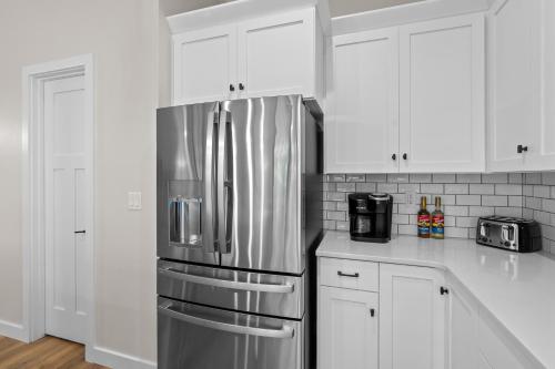 Dapur atau dapur kecil di Indigo Meadow at the Ridge by Simple Life Rentals