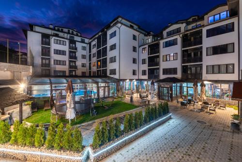 Royal Bansko Family Apart Hotel - All Inclusive Light or Half Board & Drinks With Heated Indoor Pool & Jacuzzis