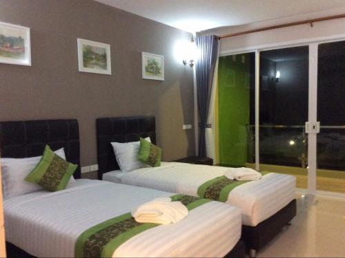 Fotografie z fotogalerie ubytování Greenseaview Resort v destinaci Bang Saphan