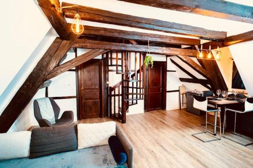 Photo de la galerie de l'établissement Élégant Duplex Historique Alsacien, à Haguenau