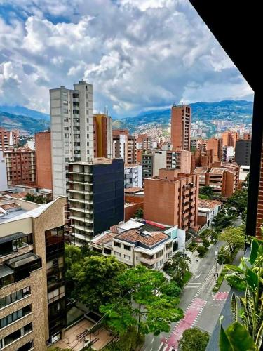 Nespecifikovaný výhled na destinaci Medellín nebo výhled na město při pohledu z apartmánu