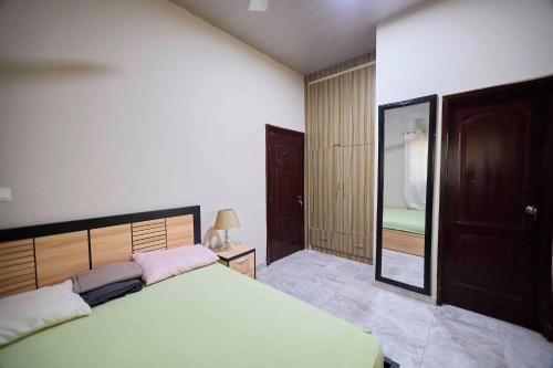 Postel nebo postele na pokoji v ubytování Finc Home