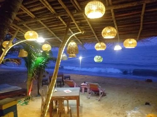 Φωτογραφία από το άλμπουμ του Lucky Sea Beach Hotel στο Tangalle
