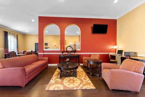 SureStay Plus by Best Western San Antonio Fiesta Inn Image