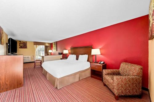 SureStay Plus by Best Western San Antonio Fiesta Inn Image