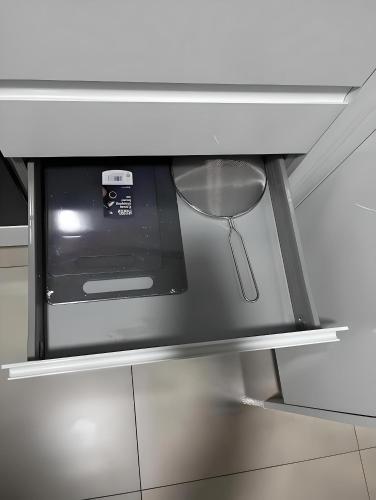 Bloom Court -Sleeps 6-Free Parking with Workspace & High-Speed WiFi photo 33