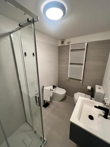 Uma casa de banho em Room Verona Ai Conti