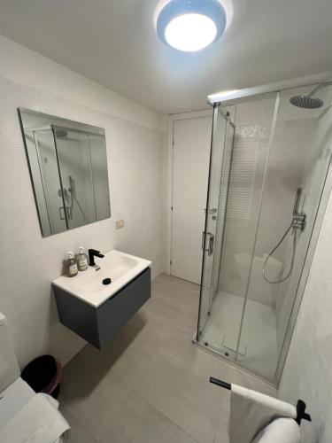 Uma casa de banho em Room Verona Ai Conti