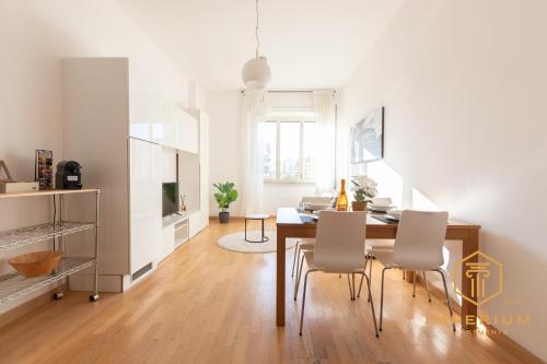 Imperium Deluxe Apt - 300mt to Metro B, 3 bedrooms, Panoramic view, A-C