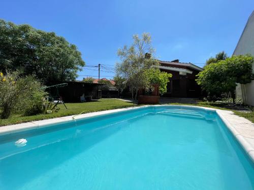 Bazén v ubytování Casa Quinta La Falda Cordoba nebo v jeho okolí