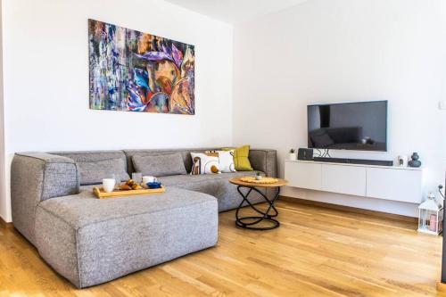 Apartment Garden Podstrana - 5 minute walk from the beach