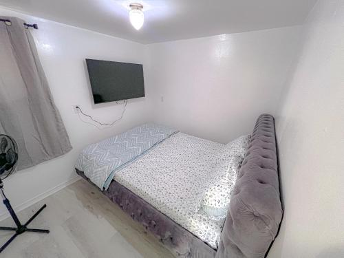 Postel nebo postele na pokoji v ubytování Da-4 Room Near Airport