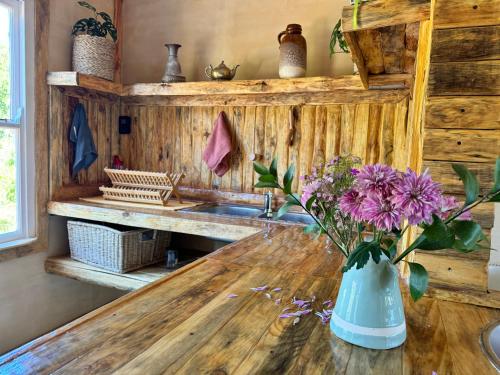 Φωτογραφία από το άλμπουμ του ElSueño Mountain Retreat with hot tub and indoor fire place σε Sedgefield