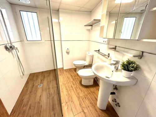 Koupelna v ubytování Plaza Europa Más que apartamentos