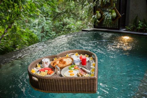 Mad i ferieparken eller i nærheden