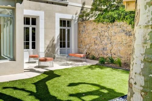 Appartement neuf de 210 m2 en centre ville avec jardin