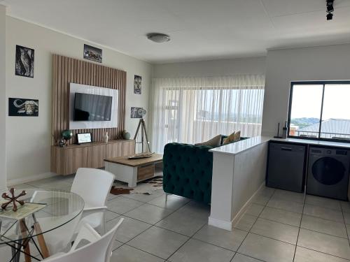 Μια τηλεόραση ή/και κέντρο ψυχαγωγίας στο 362BallitoHills